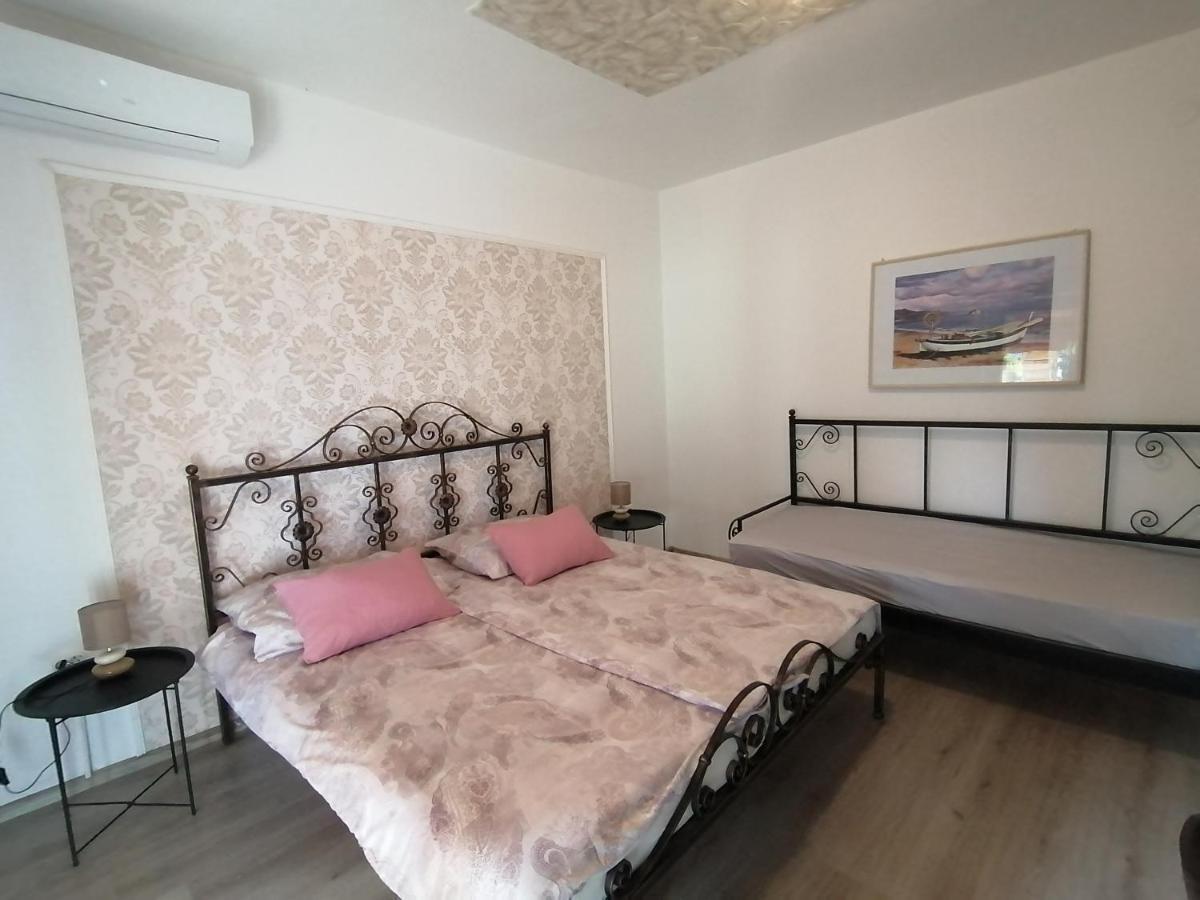 Slim Apartman I Sobe Medulin Exterior photo