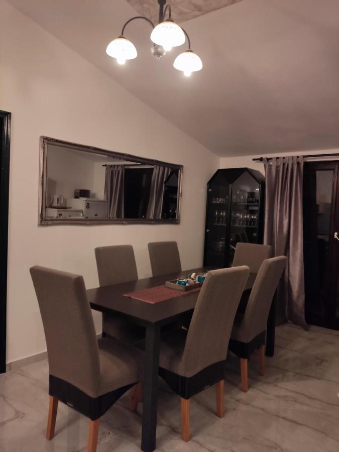 Slim Apartman I Sobe Medulin Exterior photo